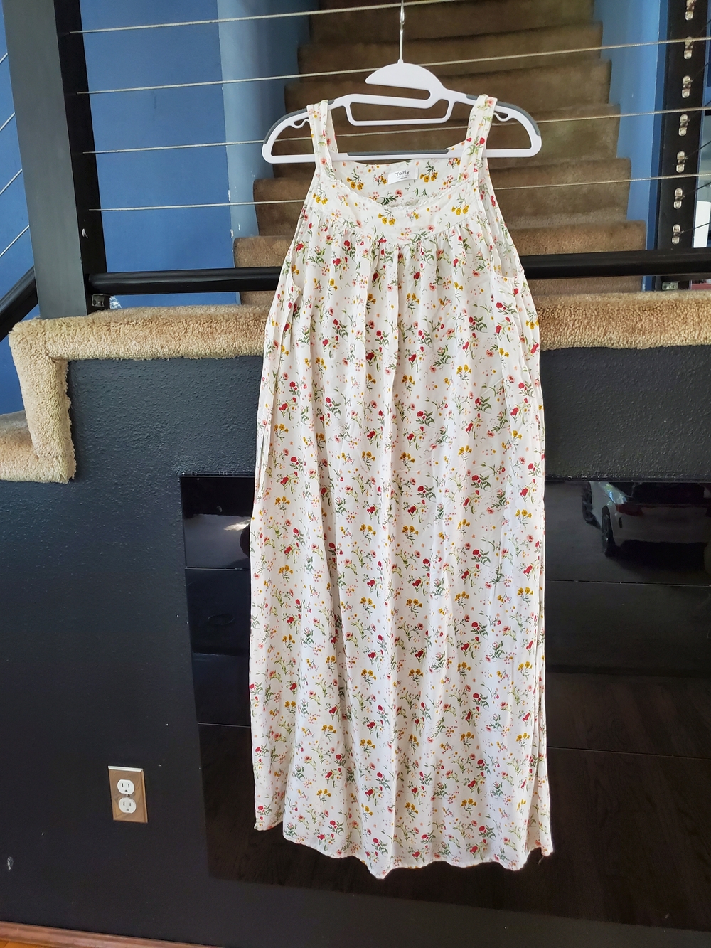 Cream Floral Sleeveless Nightgown Chemise